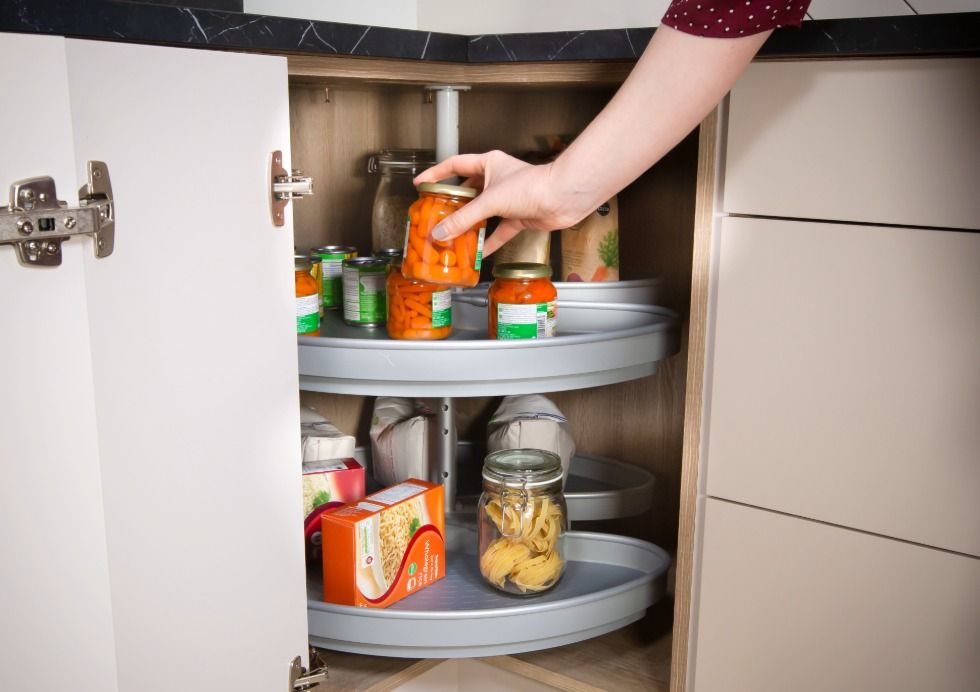 3-4 Carousel Corner Storage