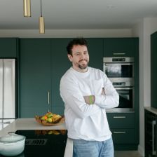 Darren Modica Forest Green kitchen Cash & Carry Kitchens Athlone Testimonial image