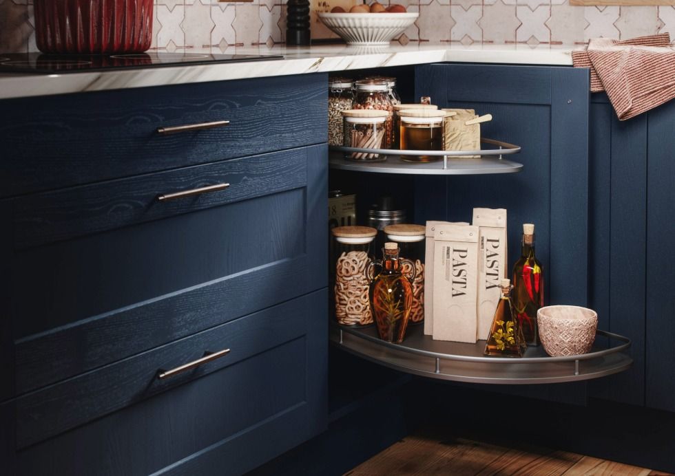 Fly Moon - Mirano Ink