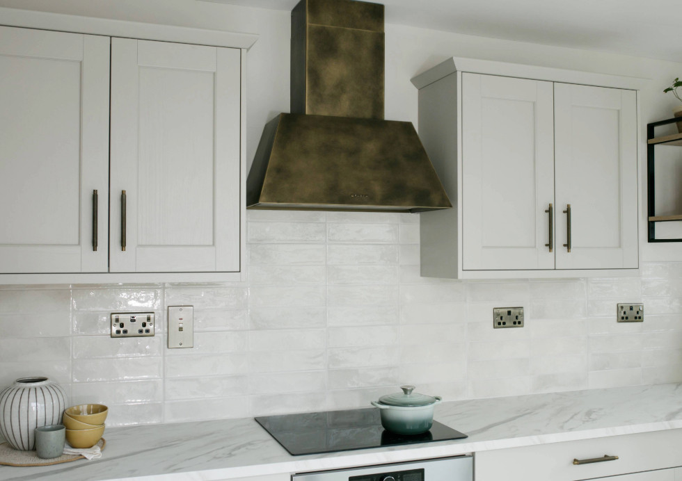 Jennifer Carroll Dereham Taupe Kitchen Chloe Brass Hood