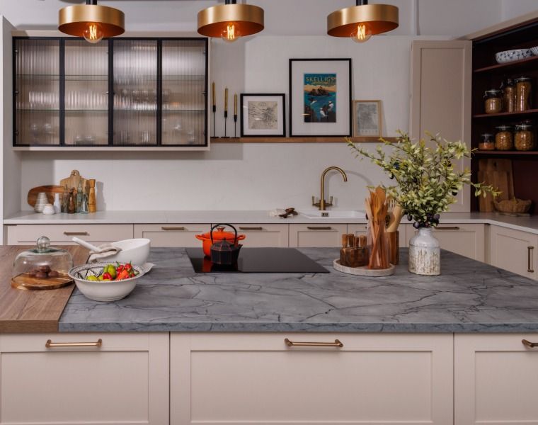 Mirano Linen Tramore Road Showroom - Card Image for website measuring guide