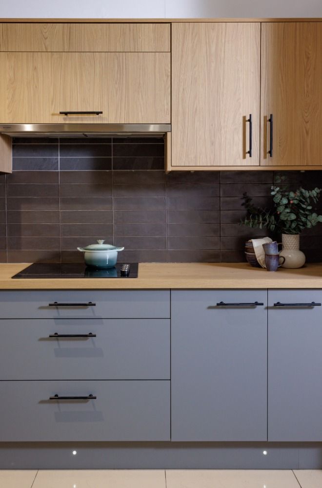 Ravello Natural Casella with Modica Dust Grey - Showroom