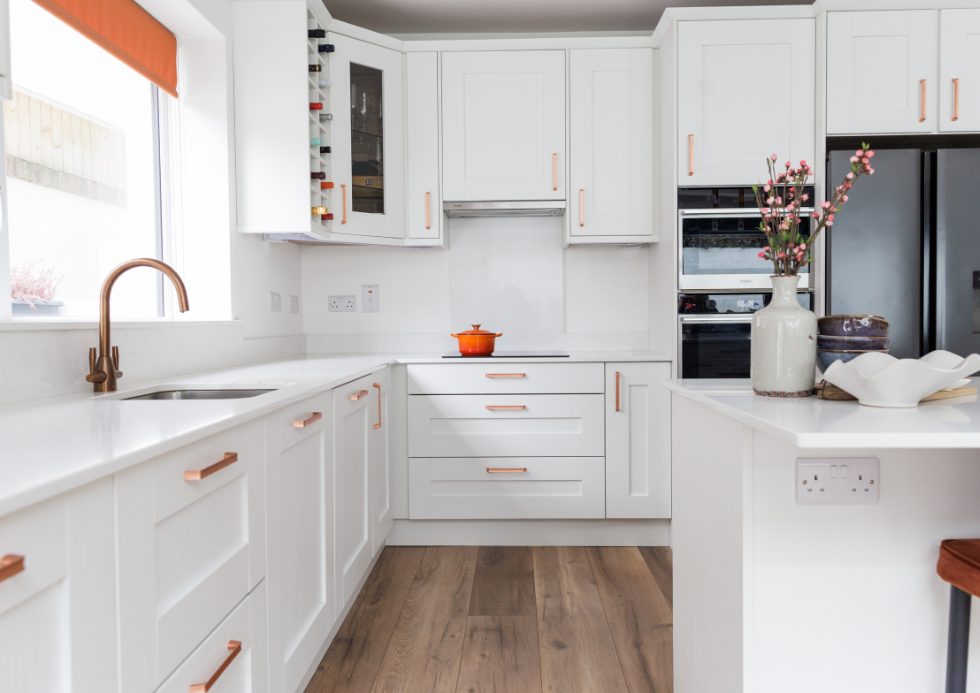 Eva Dublin White Augusta Kitchen Left Angle