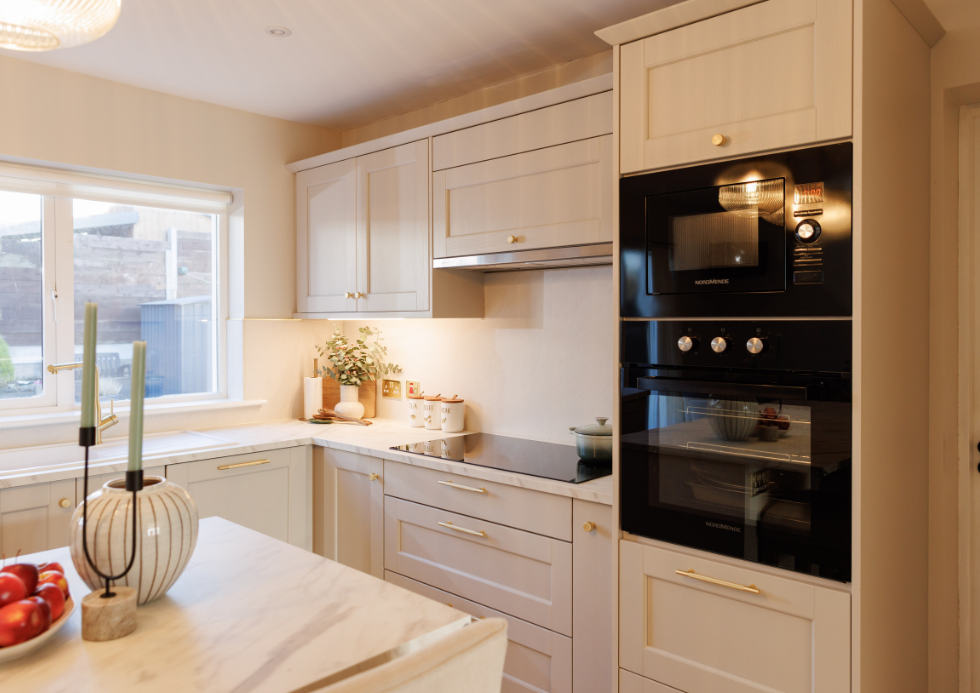 Integrated Ovens - Dereham Slaine Kitchen