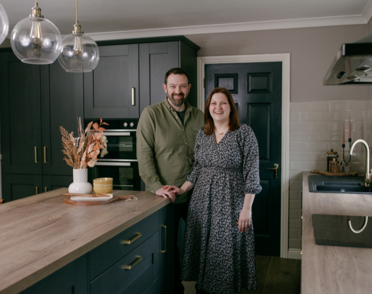 Customer Story: Laura and Damien’s Augusta Graphite Kitchen